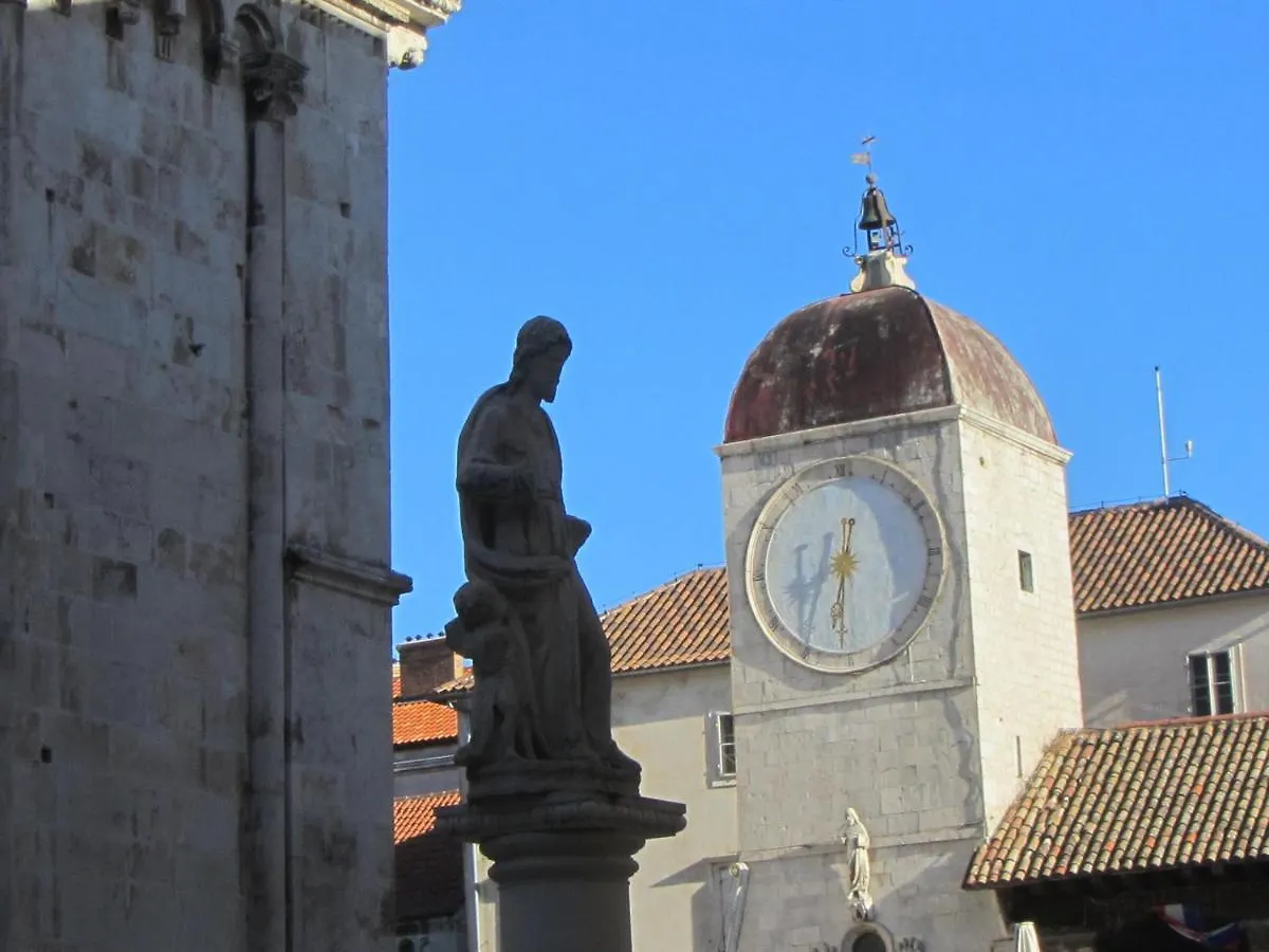 Apartment Stella Old Town Trogir, With Balcony