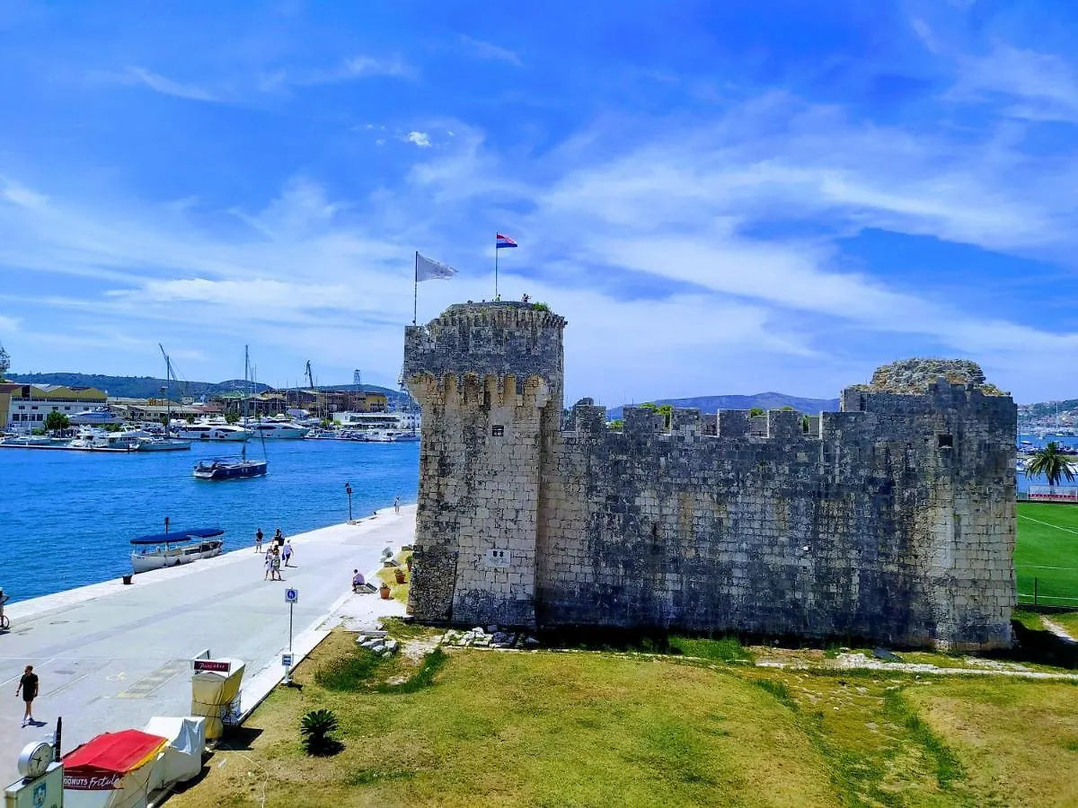 Apartment Stella Old Town Trogir, With Balcony
